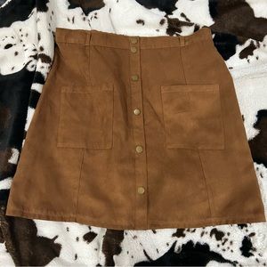 NWT Chelsea & Violet Faux Suede Skirt Size M
